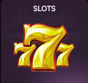 维尼修斯1v1胡桑诺夫，维尼修斯被撞倒，胡桑诺夫半场前领到黄牌